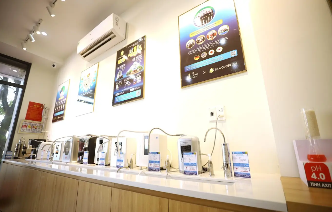 Không gian trưng bày sản phẩm máy điện giải ion kiềm tại Premium Showroom Buôn Mê Thuột, Đắk Lắk (miền Trung)